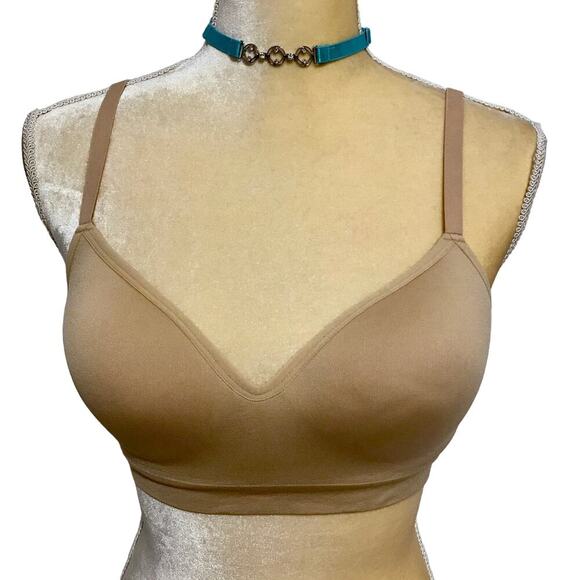 Felina NWOT Nude Seamless Wirefree Bra Various - Picture 1 of 10